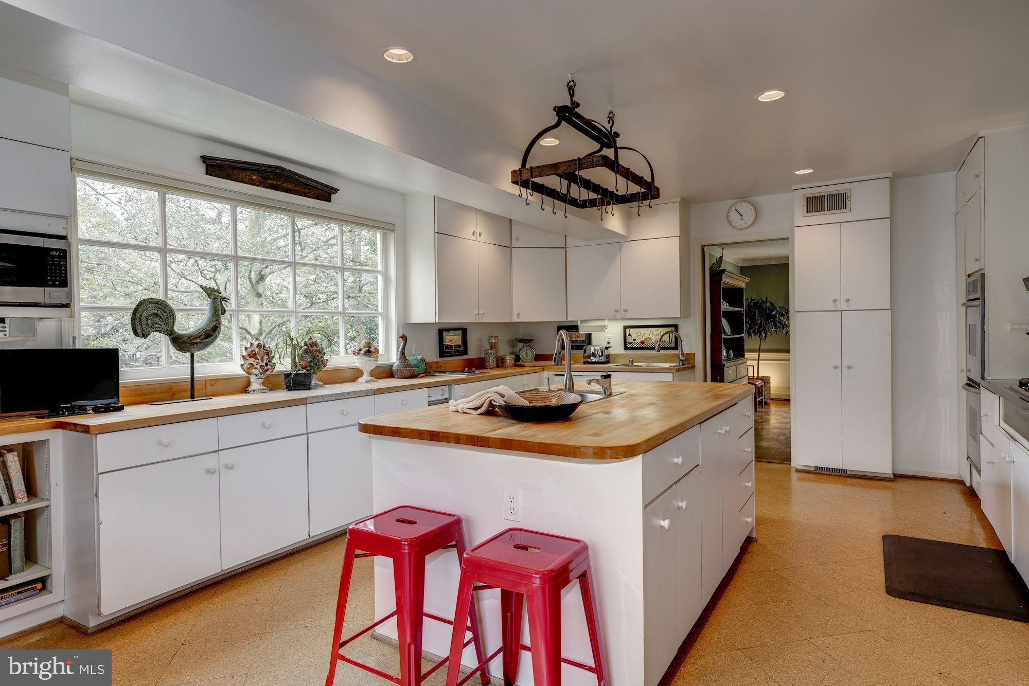 4635 Ashby Street Northwest Washington, DC 20007 - Photo 15 of 42 Main Level - Kitchen