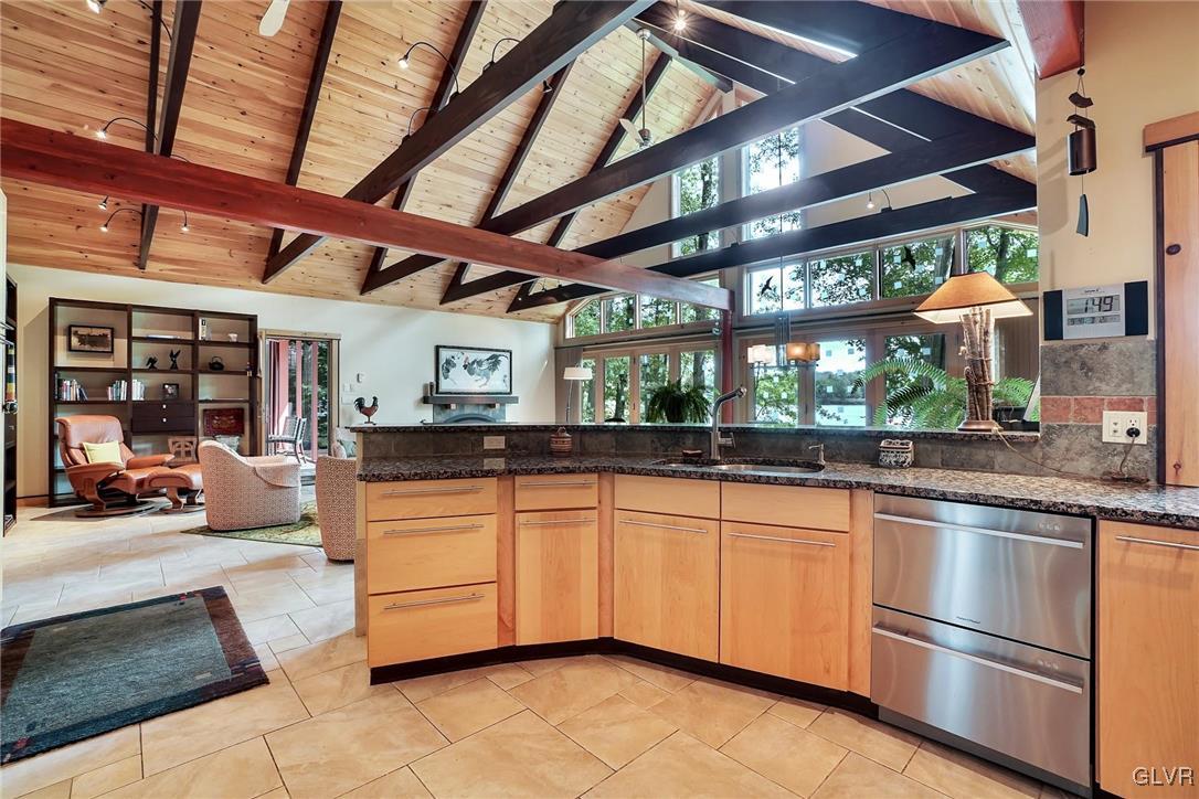 162 Lake In The Clouds Road Canadensis, PA 18325 - Photo 29 of 50 Gallery Image 29