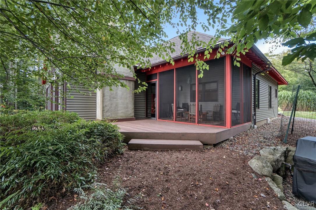 162 Lake In The Clouds Road Canadensis, PA 18325 - Photo 37 of 50 Gallery Image 37