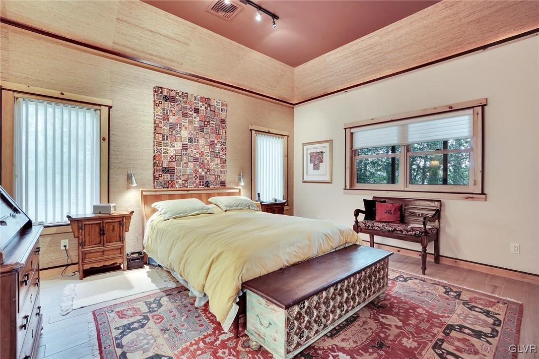 162 Lake In The Clouds Road Canadensis, PA 18325 - Photo 7 of 50 Gallery Image 7
