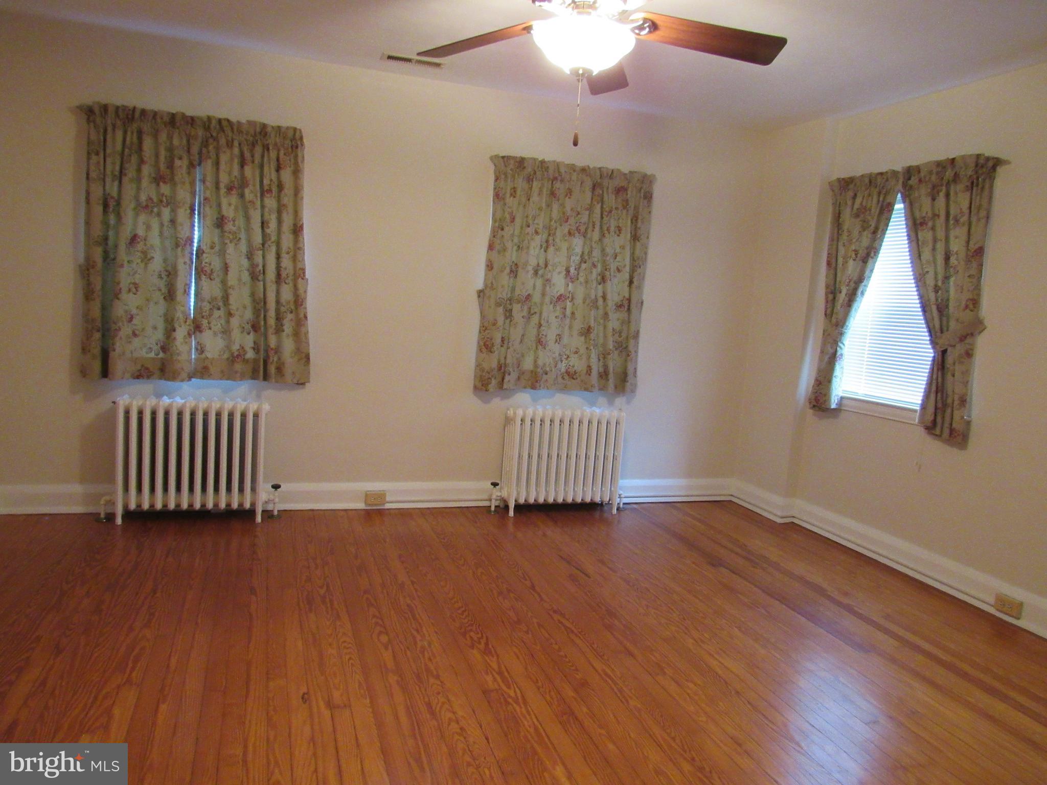 3715 Keswick Road Baltimore, MD 21211 - Photo 7 of 38 Dining Room