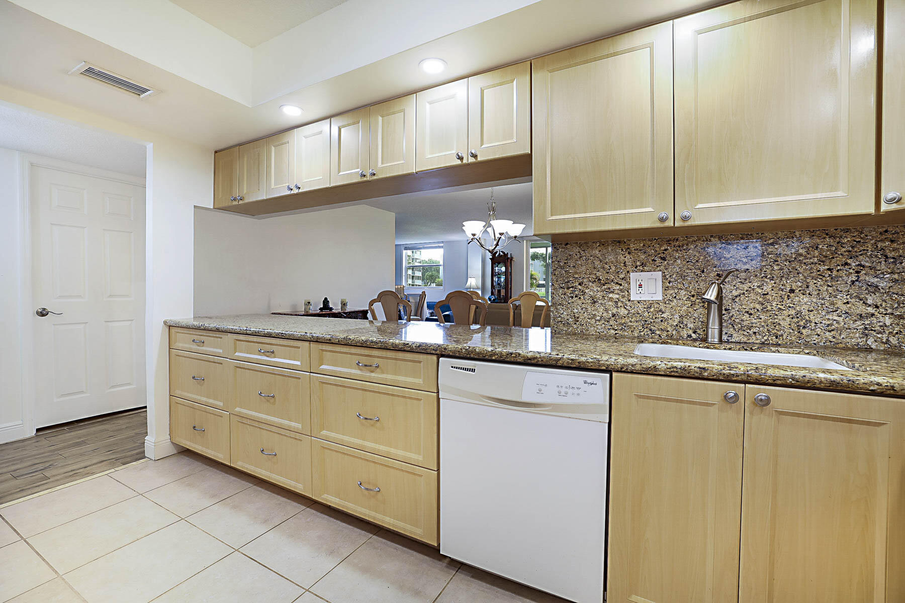 250 Northwest 67th Street, Unit 119 Boca Raton, FL 33487 - Photo 12 of 30 Kitchen