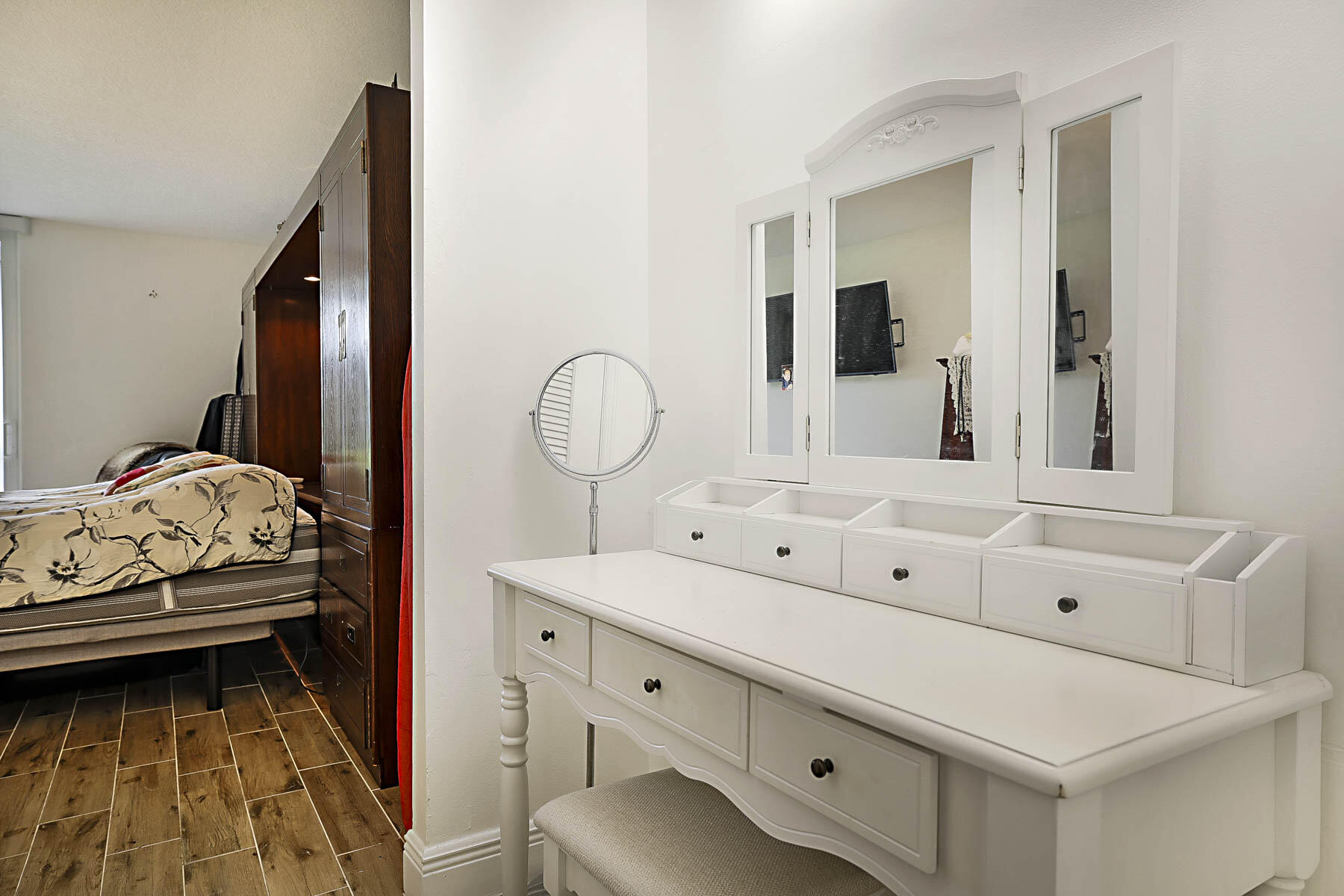 250 Northwest 67th Street, Unit 119 Boca Raton, FL 33487 - Photo 20 of 30 Master Bath/Bedroom