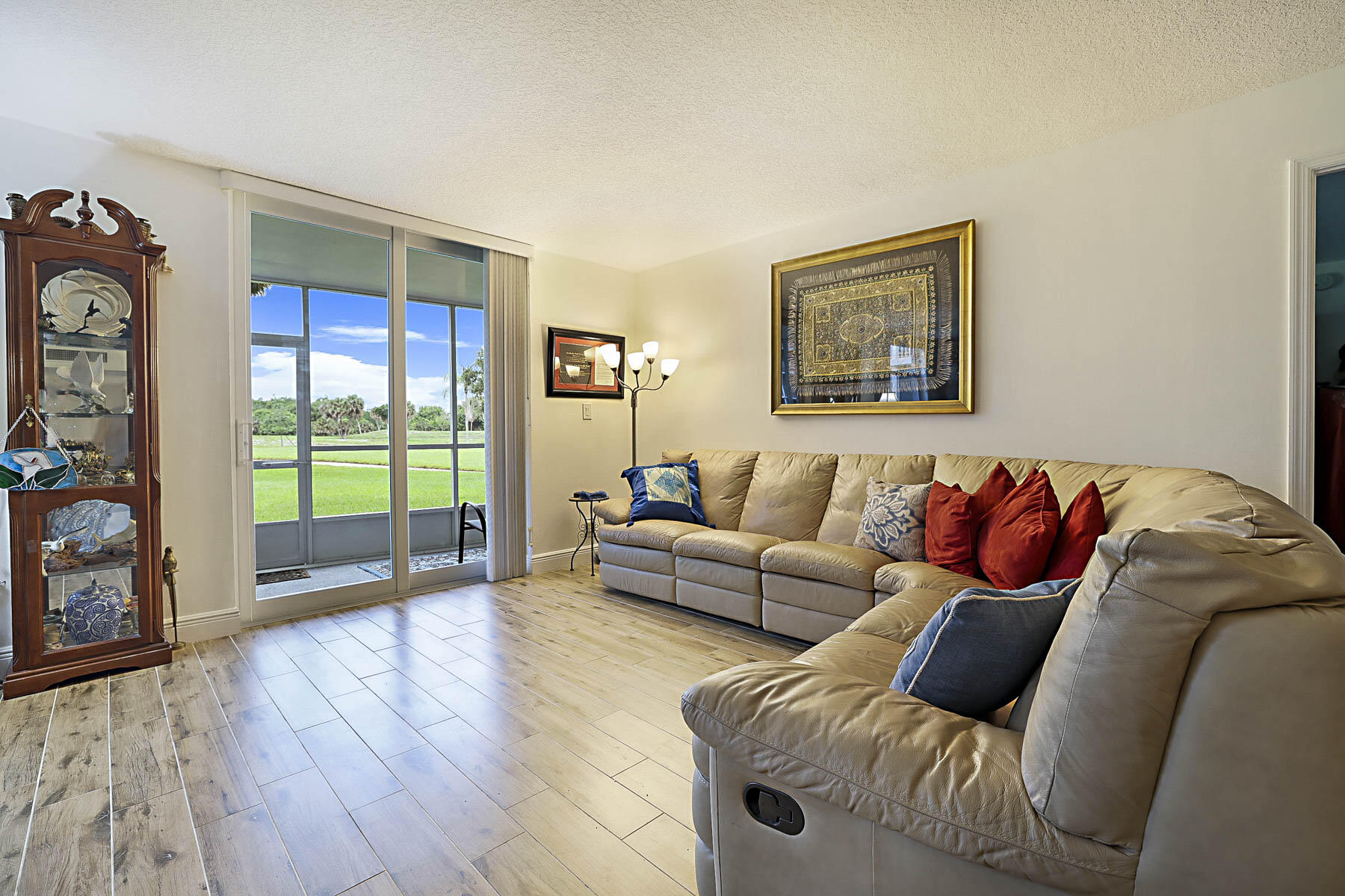 250 Northwest 67th Street, Unit 119 Boca Raton, FL 33487 - Photo 6 of 30 Living Room