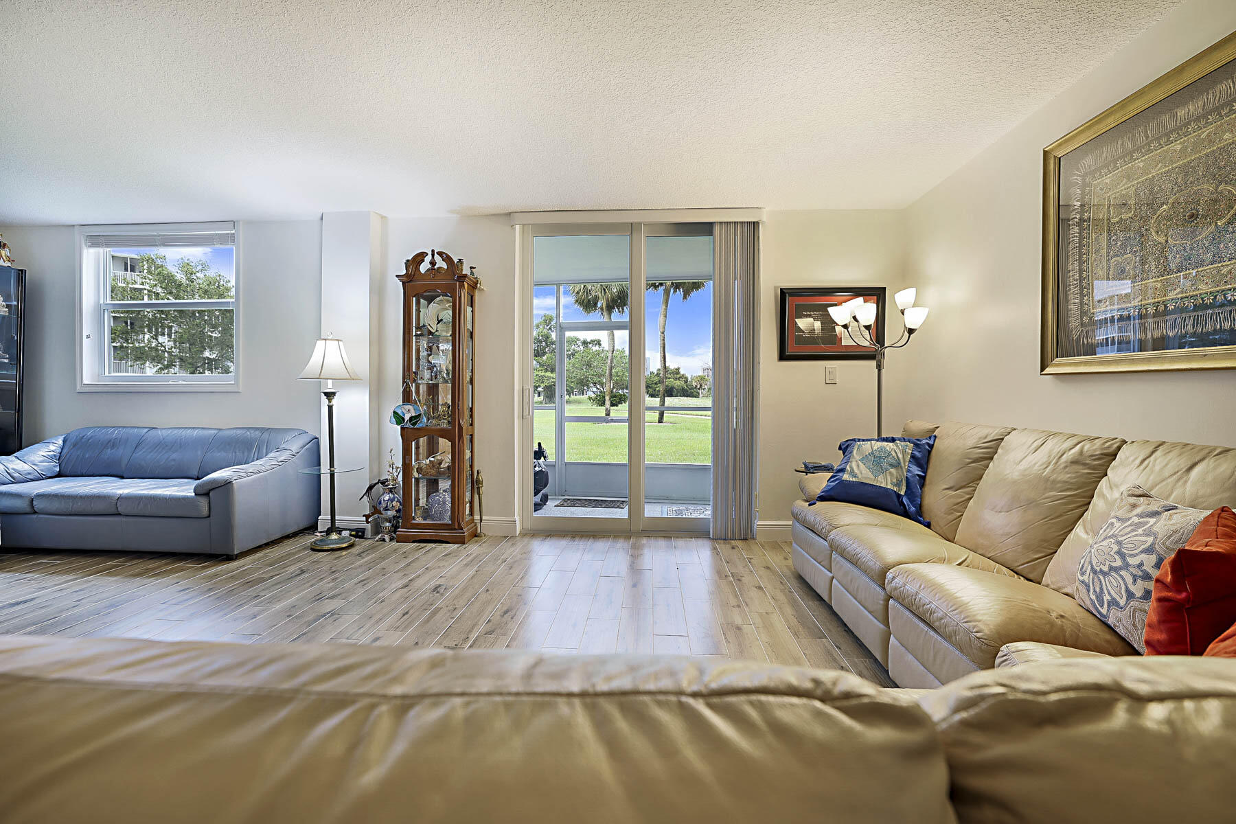 250 Northwest 67th Street, Unit 119 Boca Raton, FL 33487 - Photo 7 of 30 Living Room