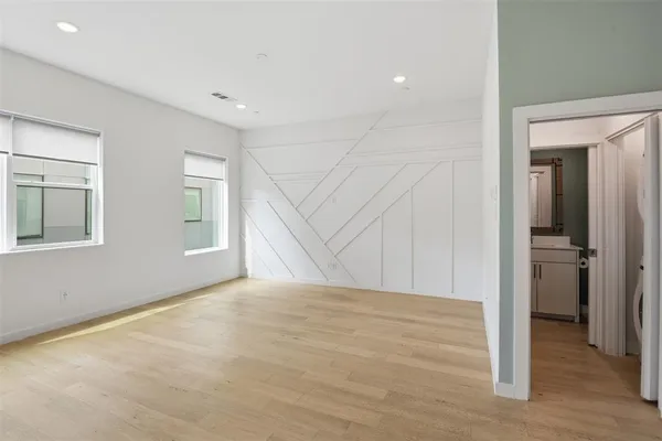 $399,900 | 427 West 10th Street, Unit 803, Dallas, TX 75208