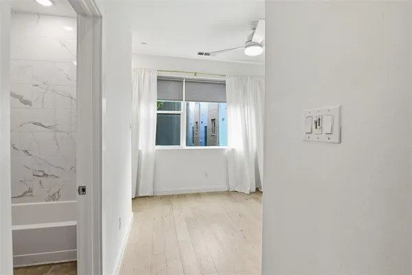 $399,900 | 427 West 10th Street, Unit 803, Dallas, TX 75208