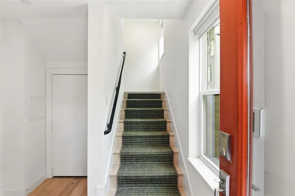 $399,900 | 427 West 10th Street, Unit 803, Dallas, TX 75208