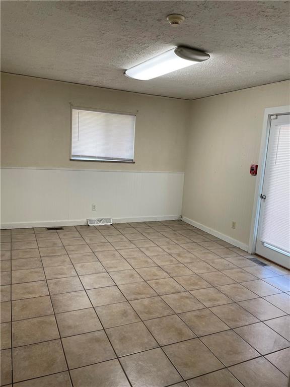5105 Guion Road Indianapolis, IN 46254 - Photo 4 of 12 Gallery Image 4