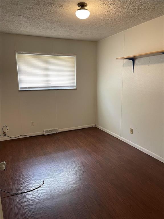 5105 Guion Road Indianapolis, IN 46254 - Photo 9 of 12 Gallery Image 9