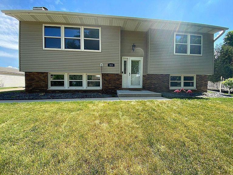 828 21st Street Southeast Rochester, MN 55904 - Photo 1 of 1 Gallery Image 1