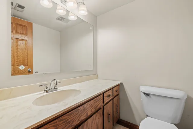 $215,000 | 8411 162nd Place, Unit 2, Tinley Park, IL 60487