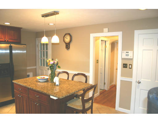 59 Avalon Road Milton, MA 02186 - Photo 3 of 13 Gallery Image 3