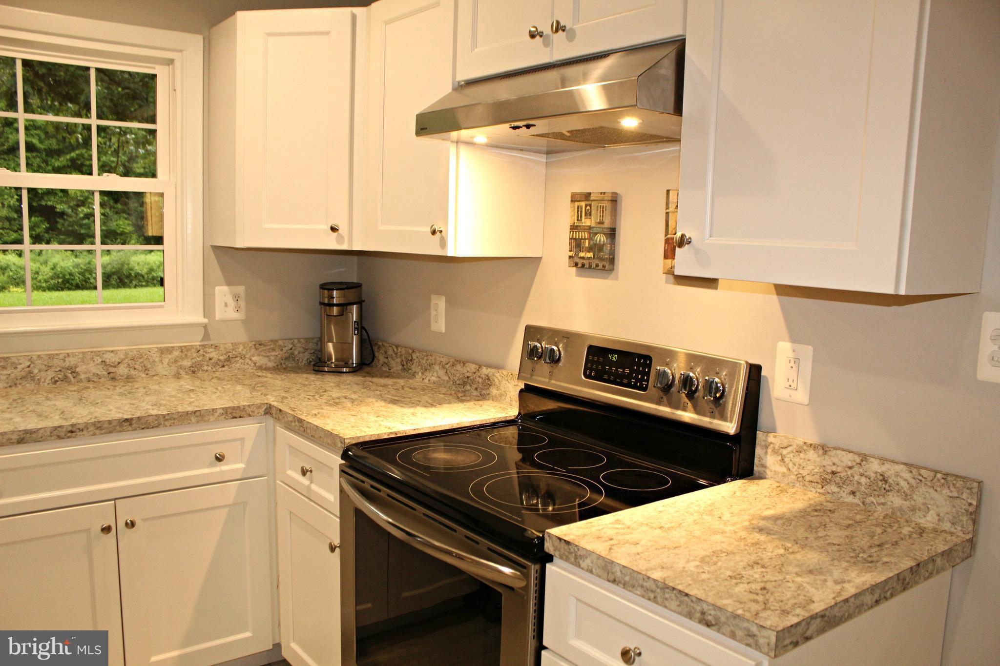 23315 Maypole Road Leonardtown, MD 20650 - Photo 8 of 27 Kitchen