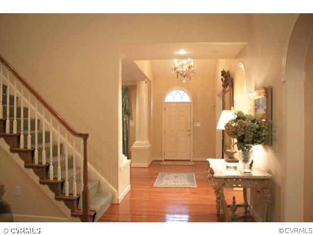 558 Hill Grove Road Manakin-Sabot, VA 23103 - Photo 2 of 23 Foyer