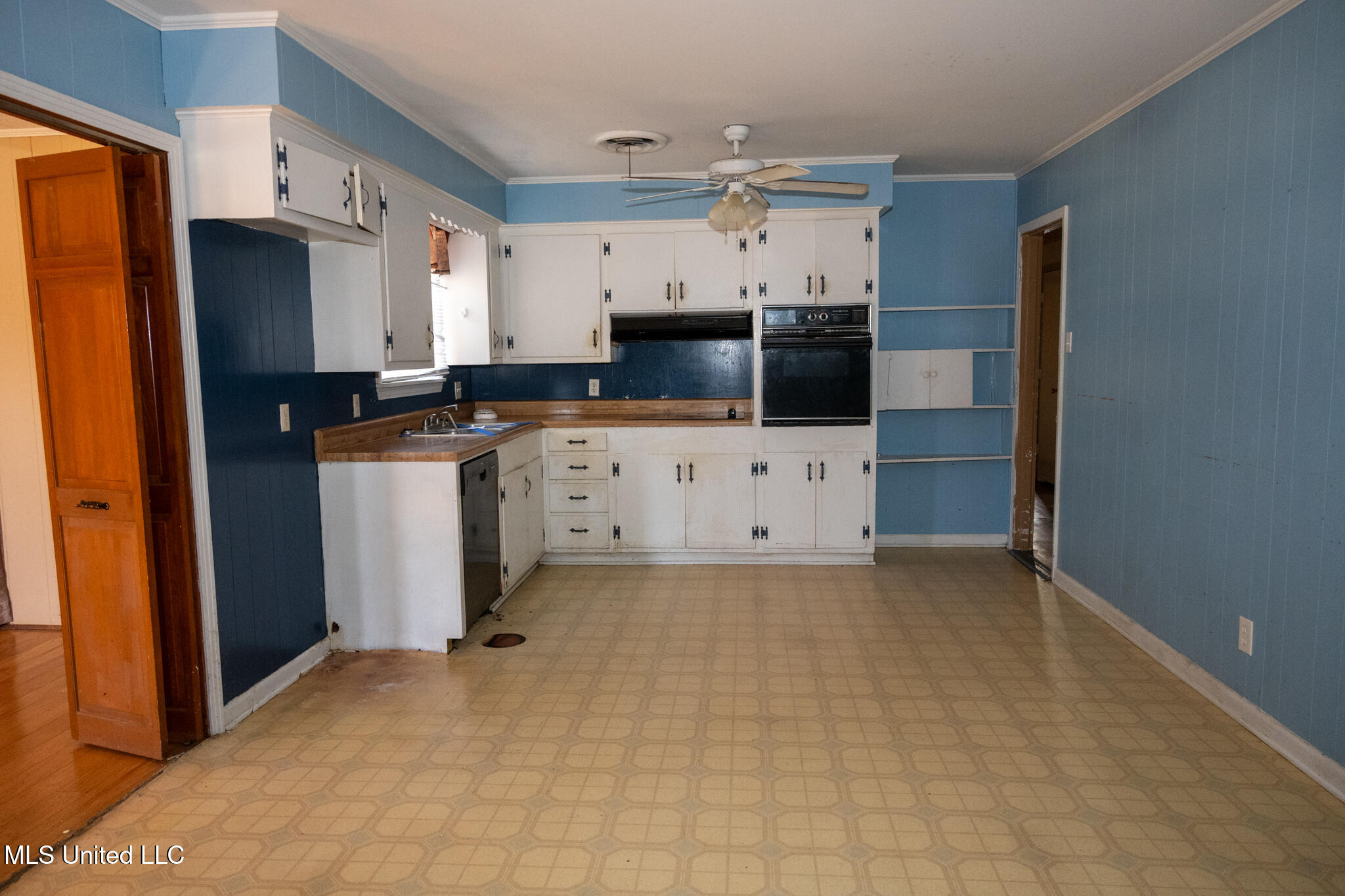 116 Pecan Way Natchez, MS 39120 - Photo 3 of 21 DSC_1190