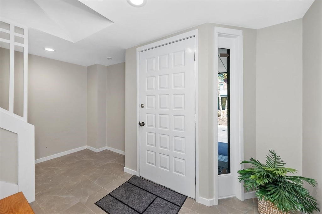 1175 Chestnut Street, Unit 12 Newton, MA 02464 - Photo 10 of 40