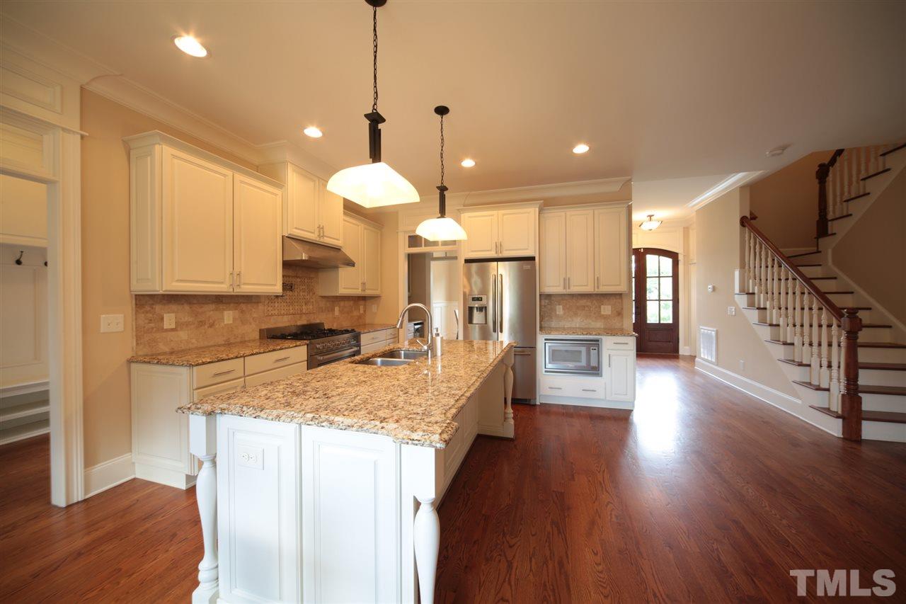 605 New Road Raleigh, NC 27608 - Photo 11 of 27