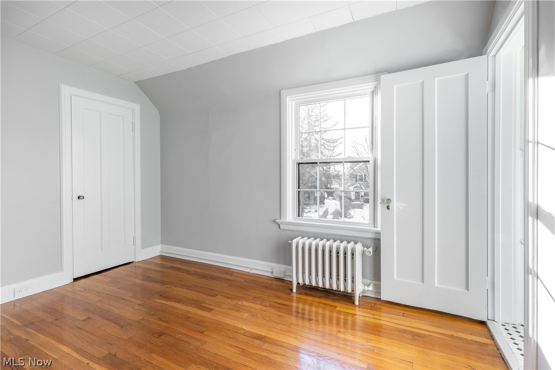 2883 Warrington Road Cleveland, OH 44120 - Photo 25 of 35 Bedroom #3 2nd story