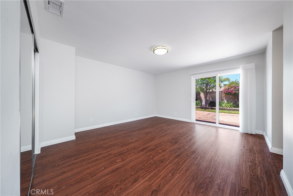 13 Dewey Irvine, CA 92620 - Photo 17 of 38