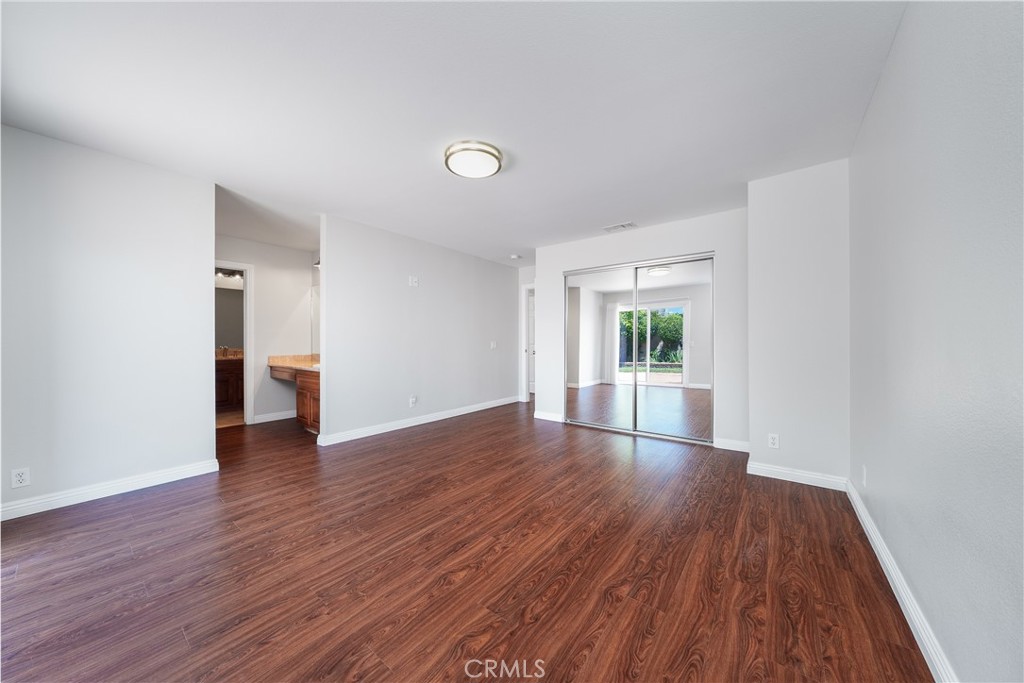 13 Dewey Irvine, CA 92620 - Photo 18 of 38