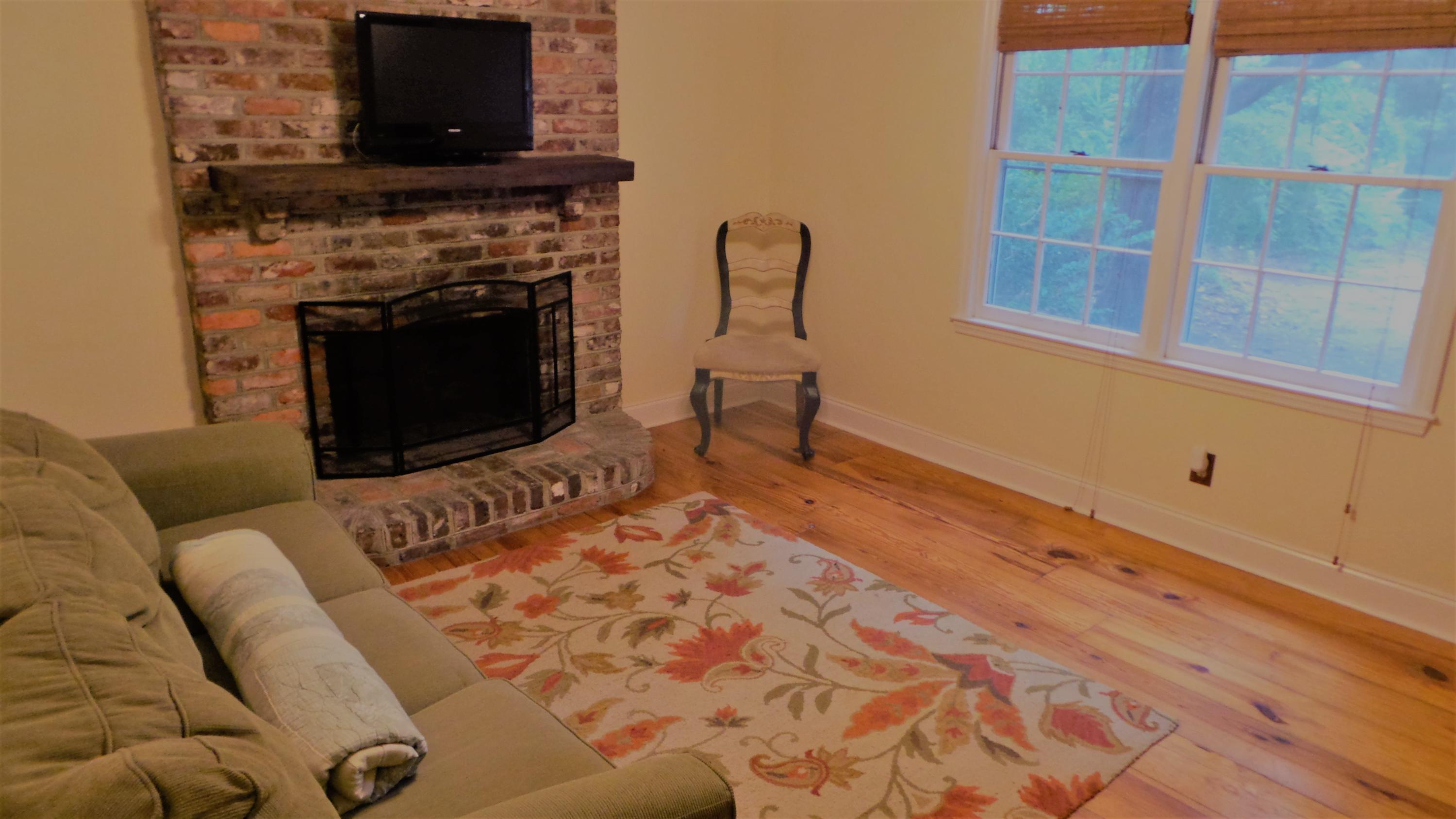 740 Inlet Drive Mount Pleasant, SC 29464 - Photo 6 of 15 20120809_171519