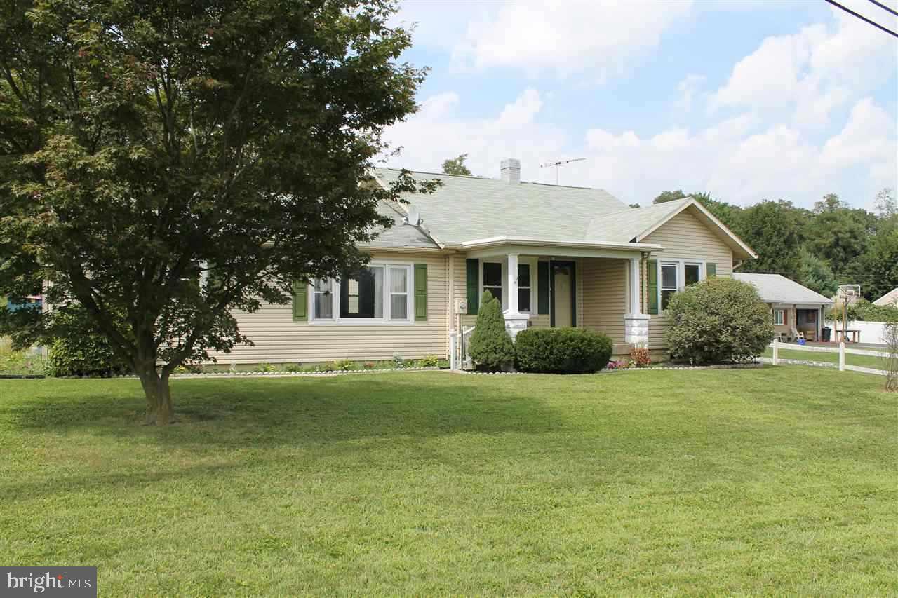 3281 Grandview Road Hanover, PA 17331 - Photo 1 of 21