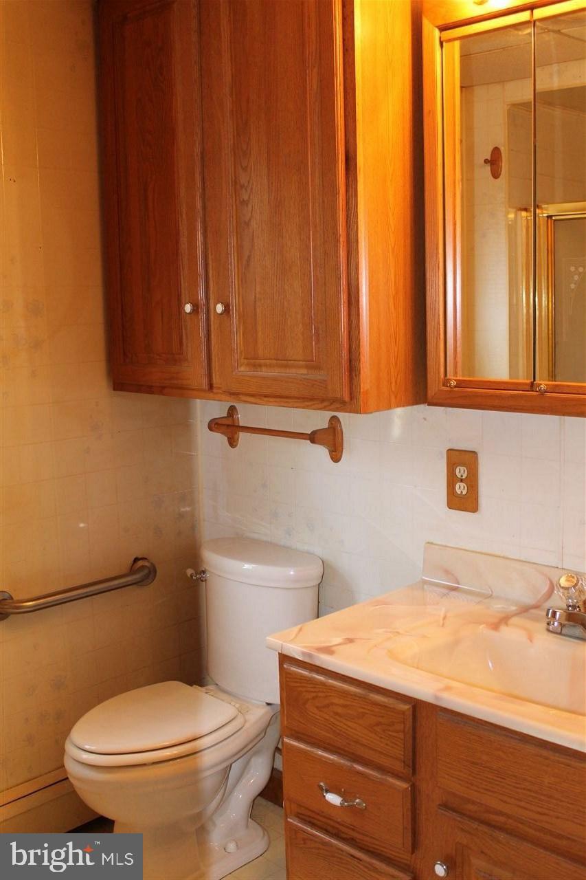 3281 Grandview Road Hanover, PA 17331 - Photo 13 of 21