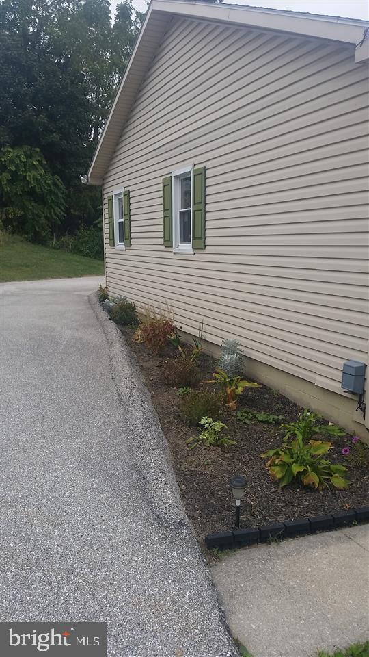 3281 Grandview Road Hanover, PA 17331 - Photo 18 of 21