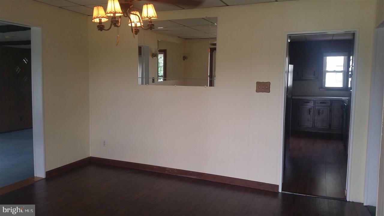 3281 Grandview Road Hanover, PA 17331 - Photo 4 of 21