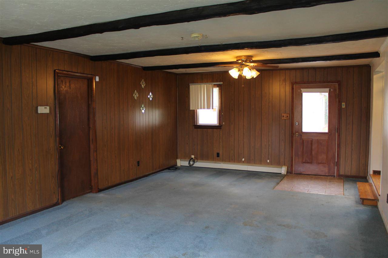 3281 Grandview Road Hanover, PA 17331 - Photo 8 of 21