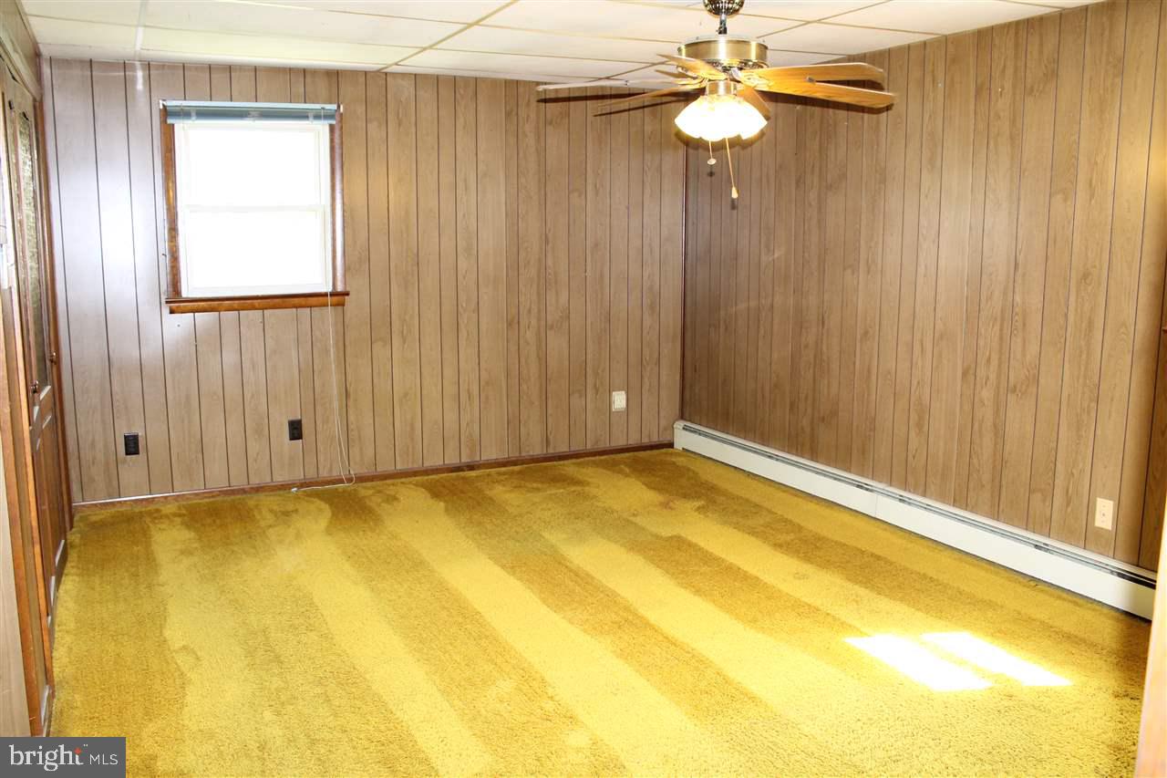 3281 Grandview Road Hanover, PA 17331 - Photo 10 of 21