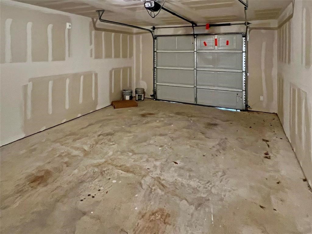12603 Telge Road, Unit 26 EF Cypress, TX 77429 - Photo 20 of 25 1-car garage with automatic door opener.