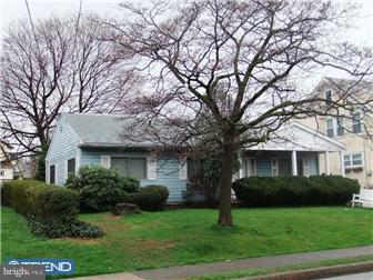 152 Upland Road Havertown, PA 19083 - Photo 2 of 12