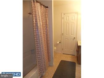 152 Upland Road Havertown, PA 19083 - Photo 7 of 12