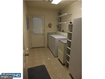152 Upland Road Havertown, PA 19083 - Photo 8 of 12
