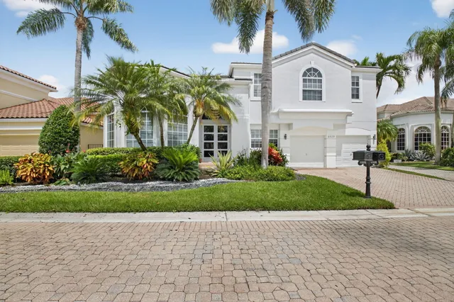 $2,599,000 | 6529 Somerset Circle, Boca Raton, FL 33496