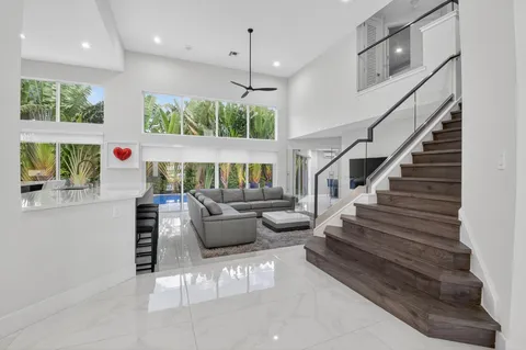 $2,599,000 | 6529 Somerset Circle, Boca Raton, FL 33496