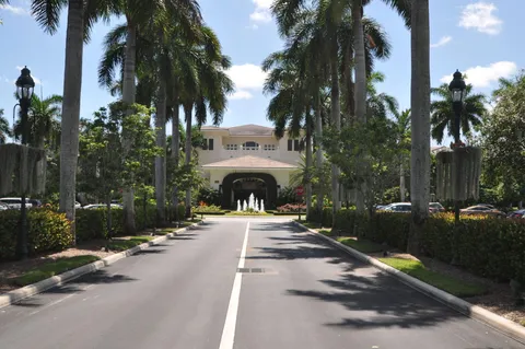 $2,599,000 | 6529 Somerset Circle, Boca Raton, FL 33496