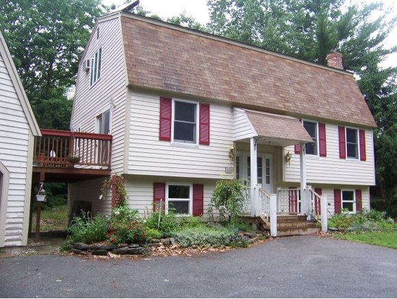 12 Watson Road Exeter, NH 03833 - Photo 1 of 1