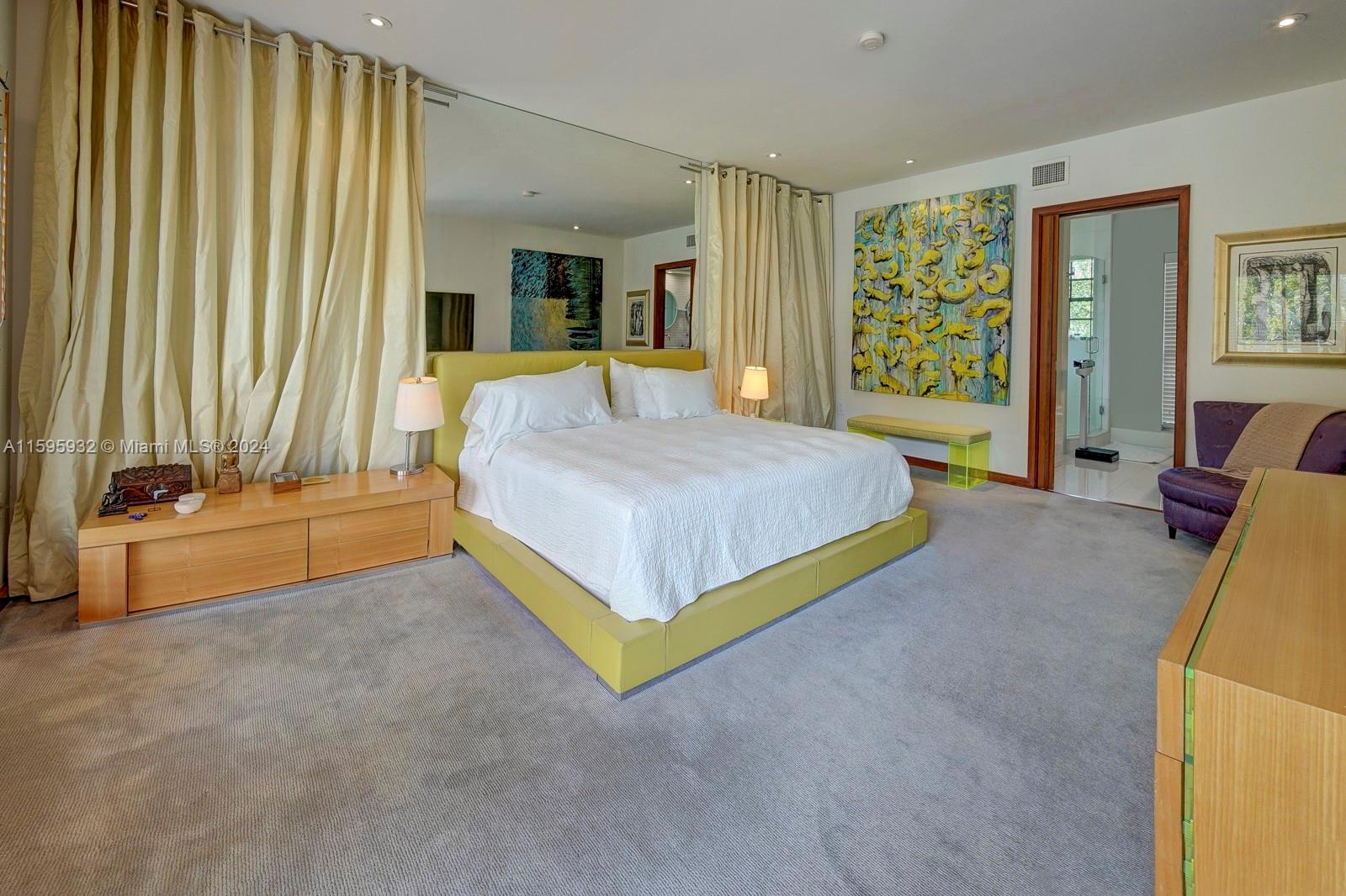 1135 North Biscayne Point Road Miami Beach, FL 33141 - Photo 11 of 30