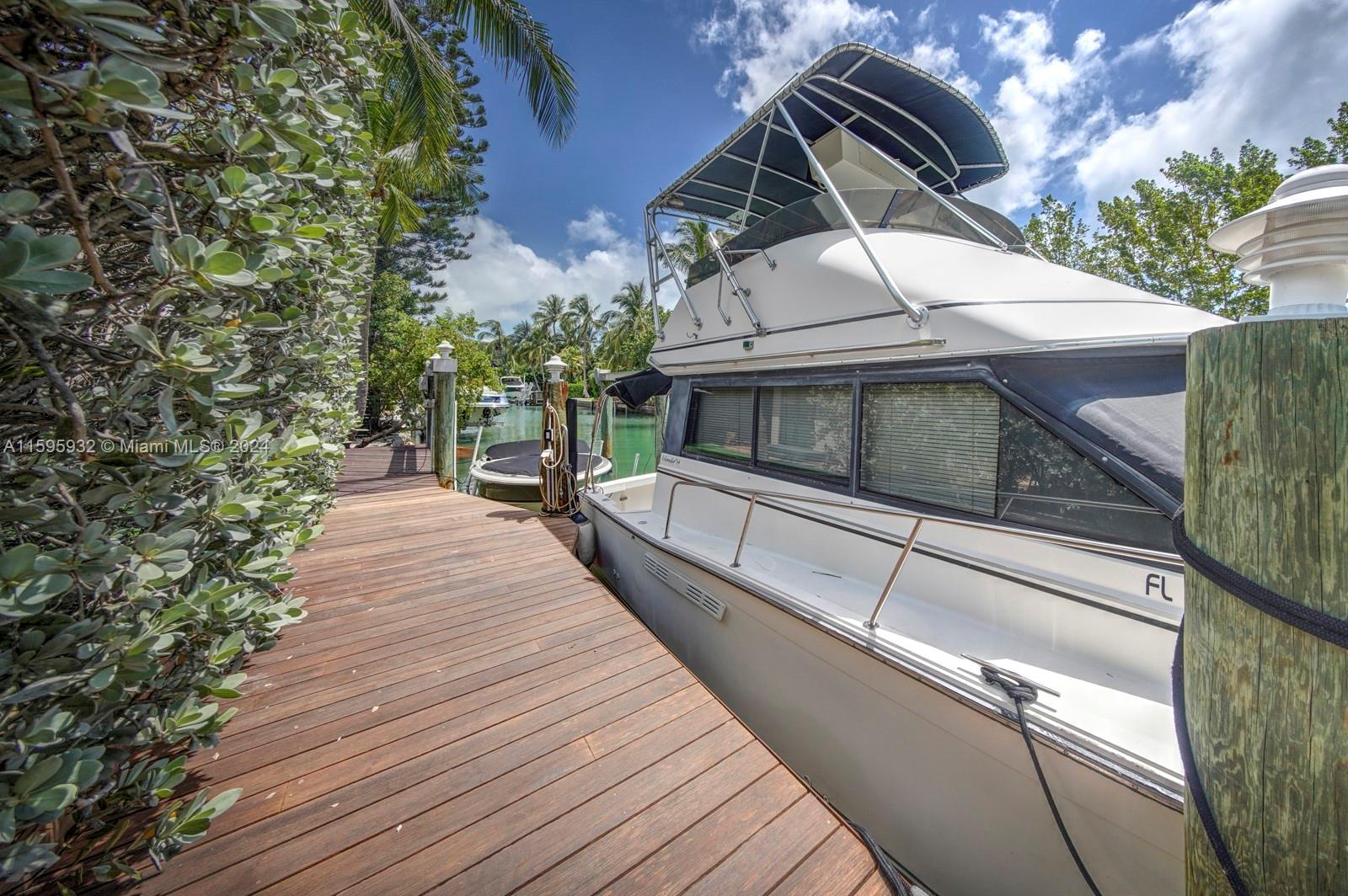 1135 North Biscayne Point Road Miami Beach, FL 33141 - Photo 24 of 30