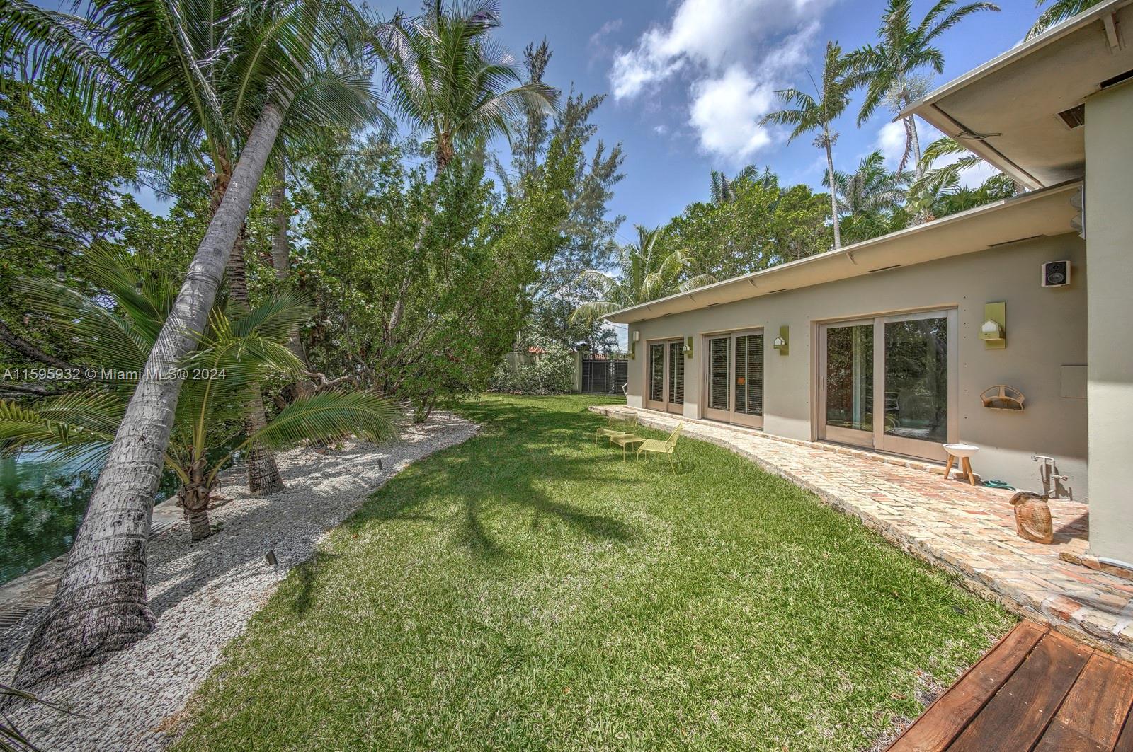 1135 North Biscayne Point Road Miami Beach, FL 33141 - Photo 25 of 30