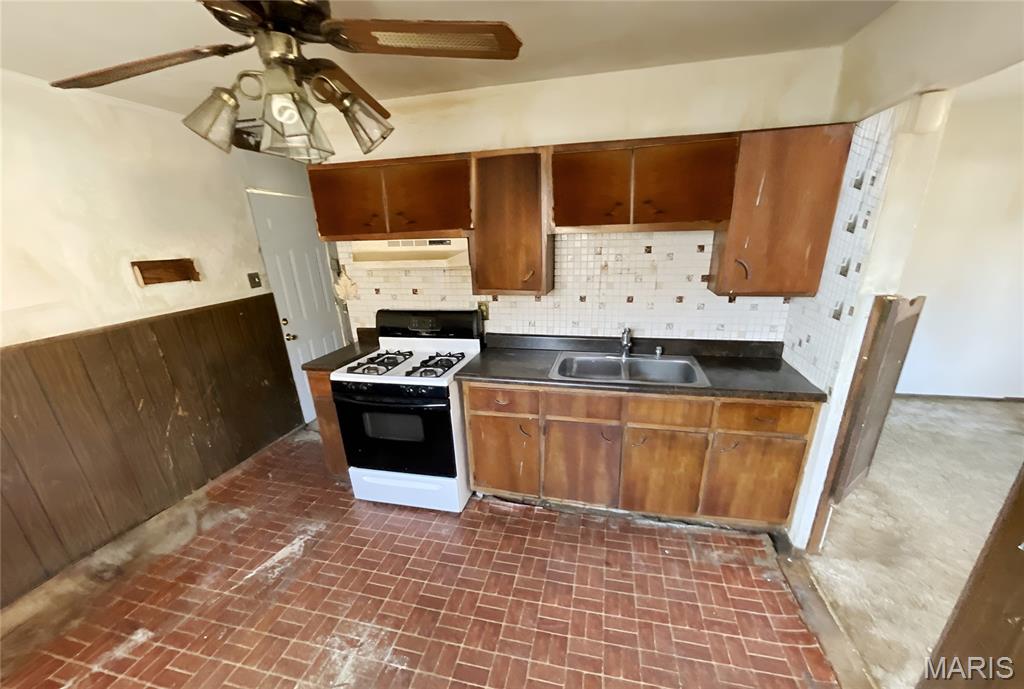 1402 Richard Drive Cahokia, IL 62206 - Photo 7 of 16