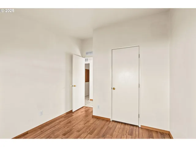 $164,999 | 4055 Royal Avenue, Unit 107, Eugene, OR 97402