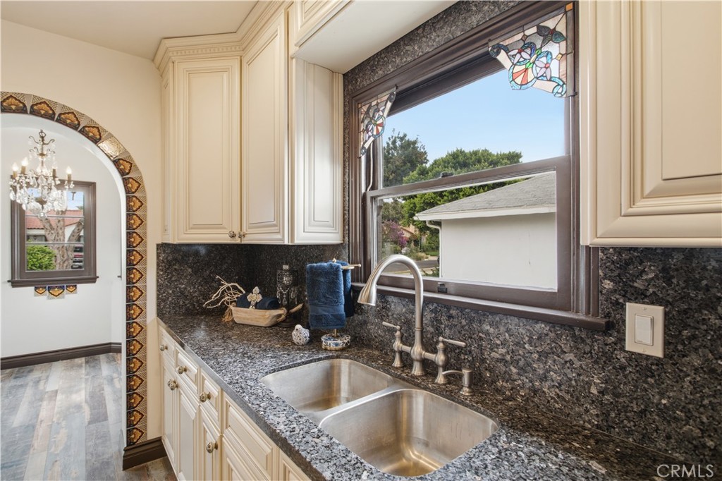 4600 Merrill Avenue Riverside, CA 92506 - Photo 19 of 52