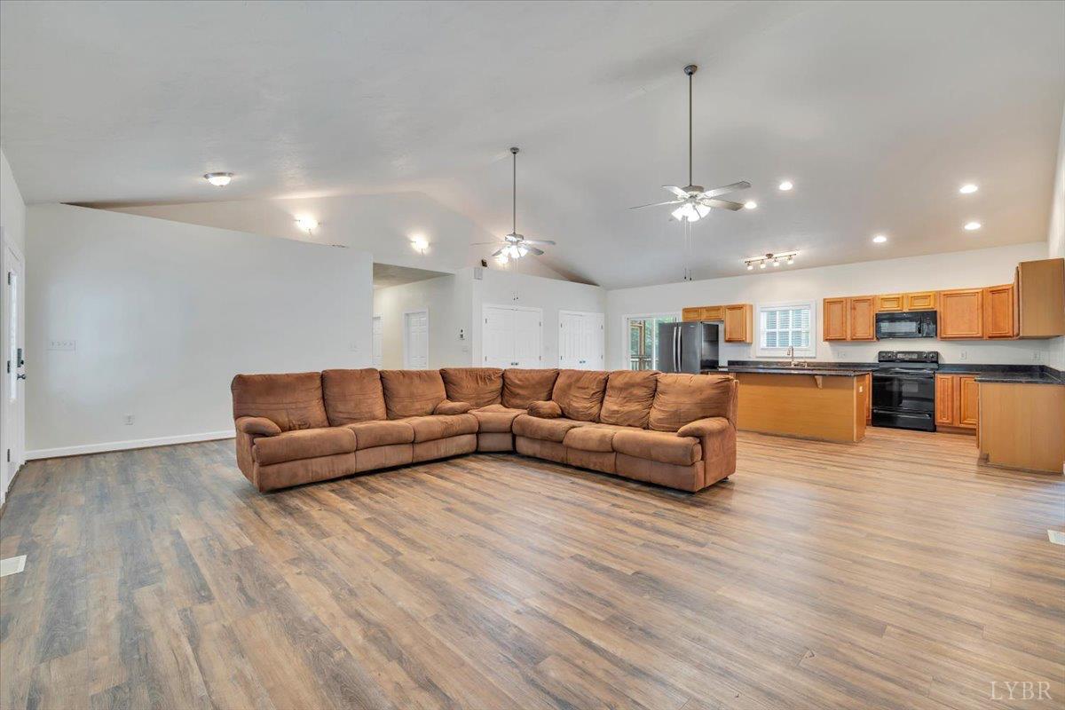 2677 Tolers Ferry Road Huddleston, VA 24104 - Photo 7 of 57