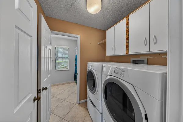 $825,000 | 6266 Northwest 54th Drive, Coral Springs, FL 33067