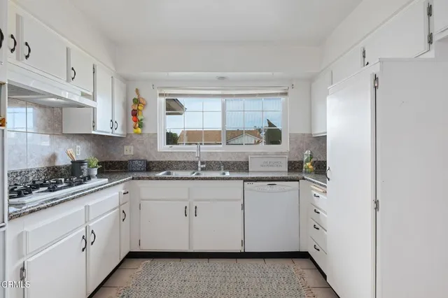 $740,000 | 4910 Justin Way, Oxnard, CA 93033