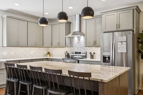 $749,000 | 2118 Elliott Avenue, Unit 10, Nashville, TN 37204